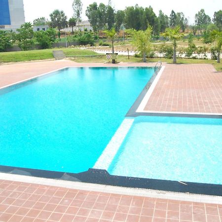 Man Myanmar Hotel Naypyidaw Экстерьер фото