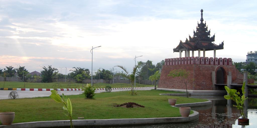Man Myanmar Hotel Naypyidaw Экстерьер фото