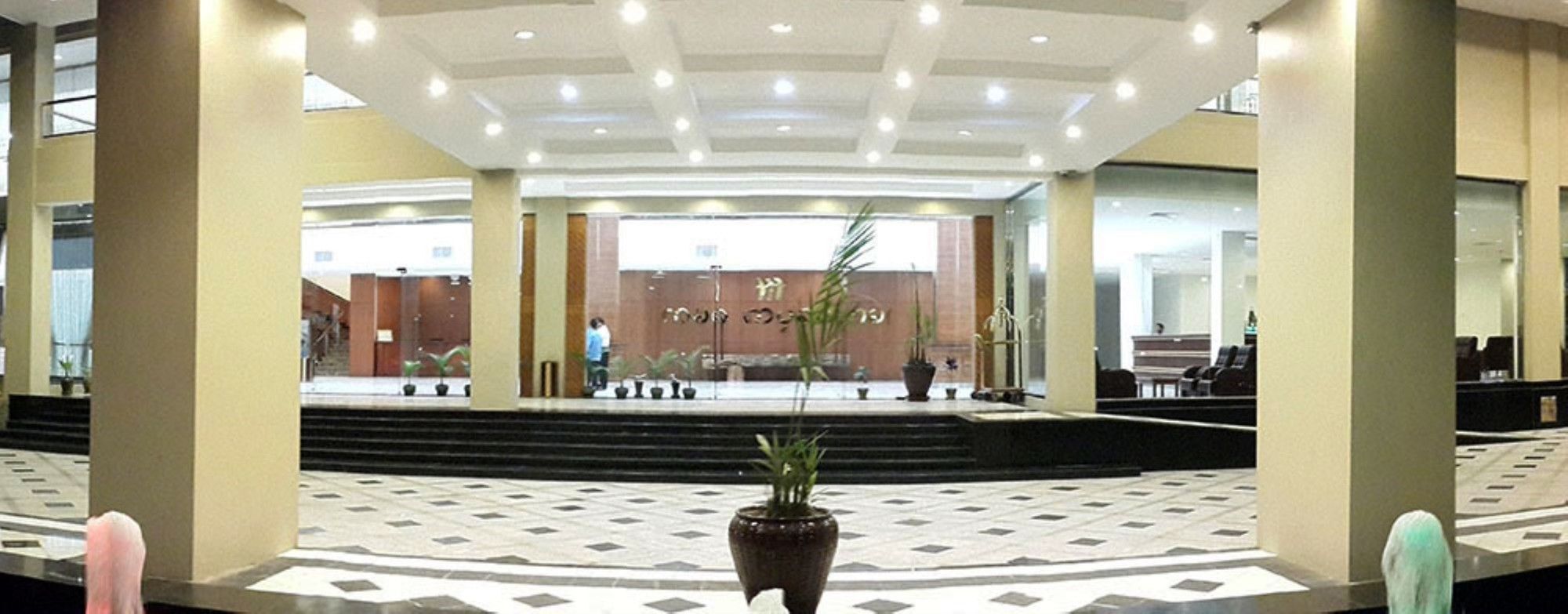Man Myanmar Hotel Naypyidaw Экстерьер фото