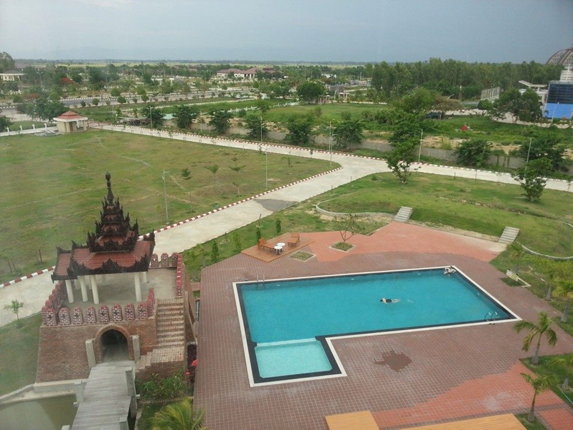 Man Myanmar Hotel Naypyidaw Экстерьер фото