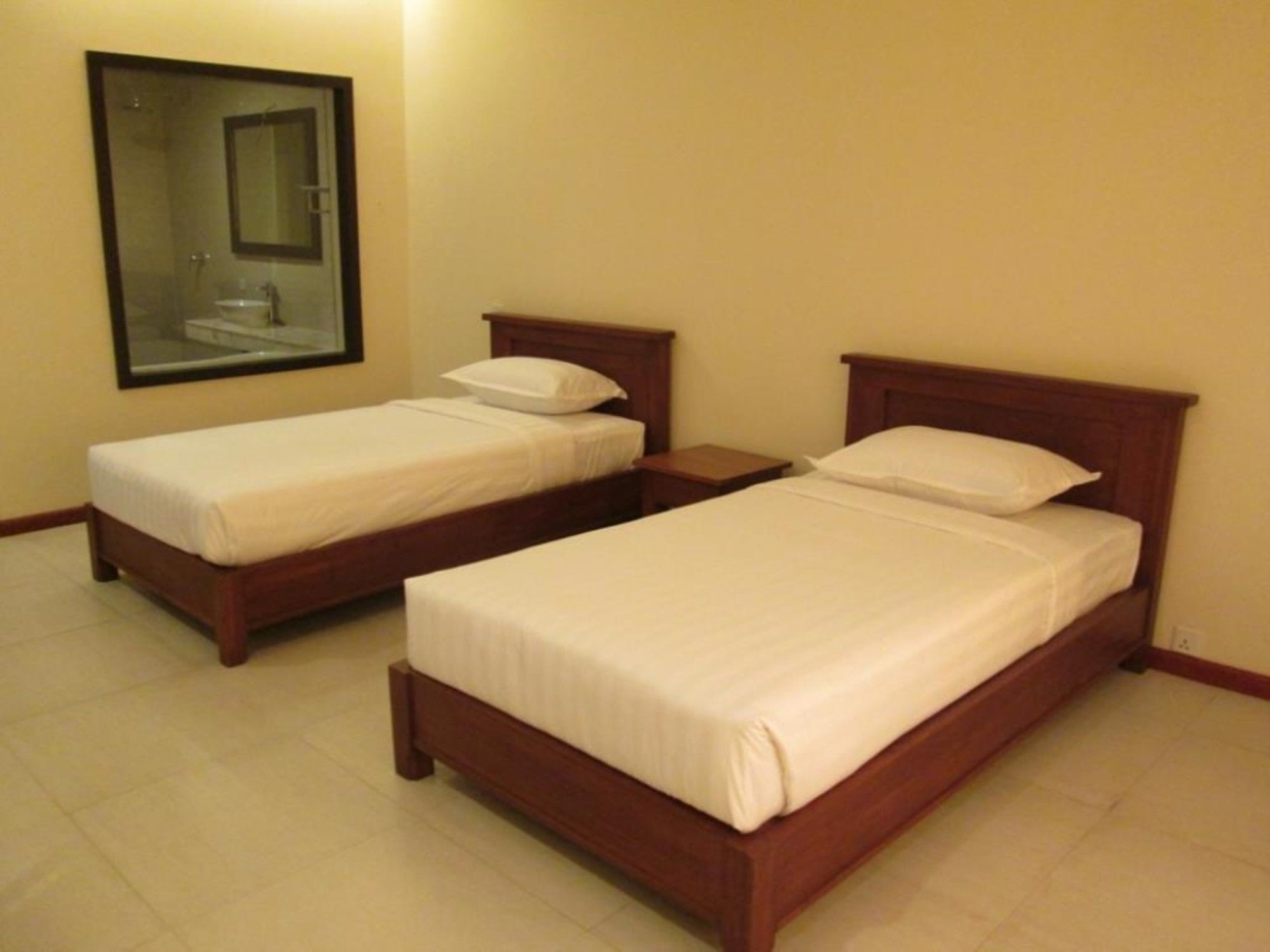 Man Myanmar Hotel Naypyidaw Экстерьер фото