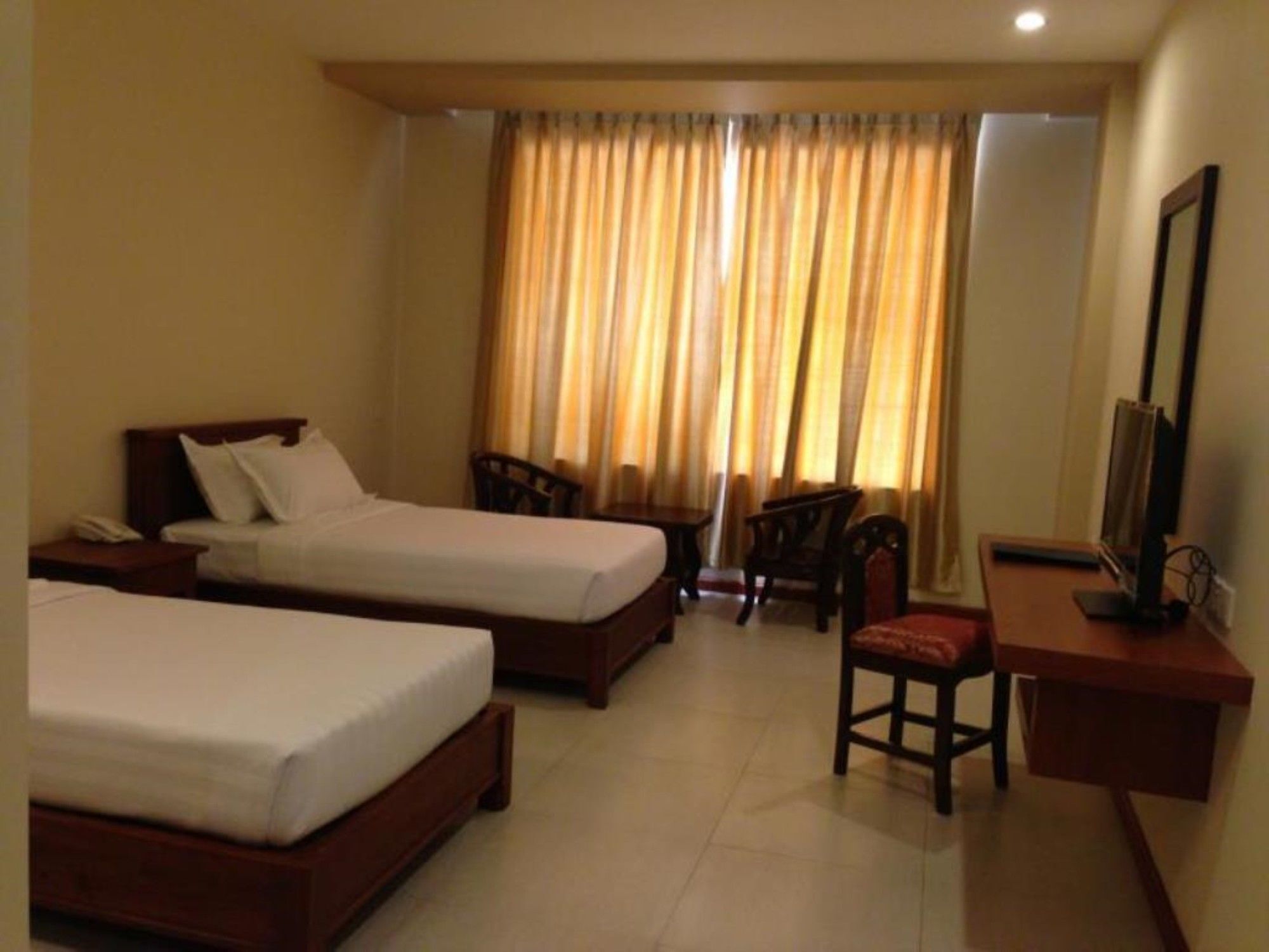 Man Myanmar Hotel Naypyidaw Экстерьер фото