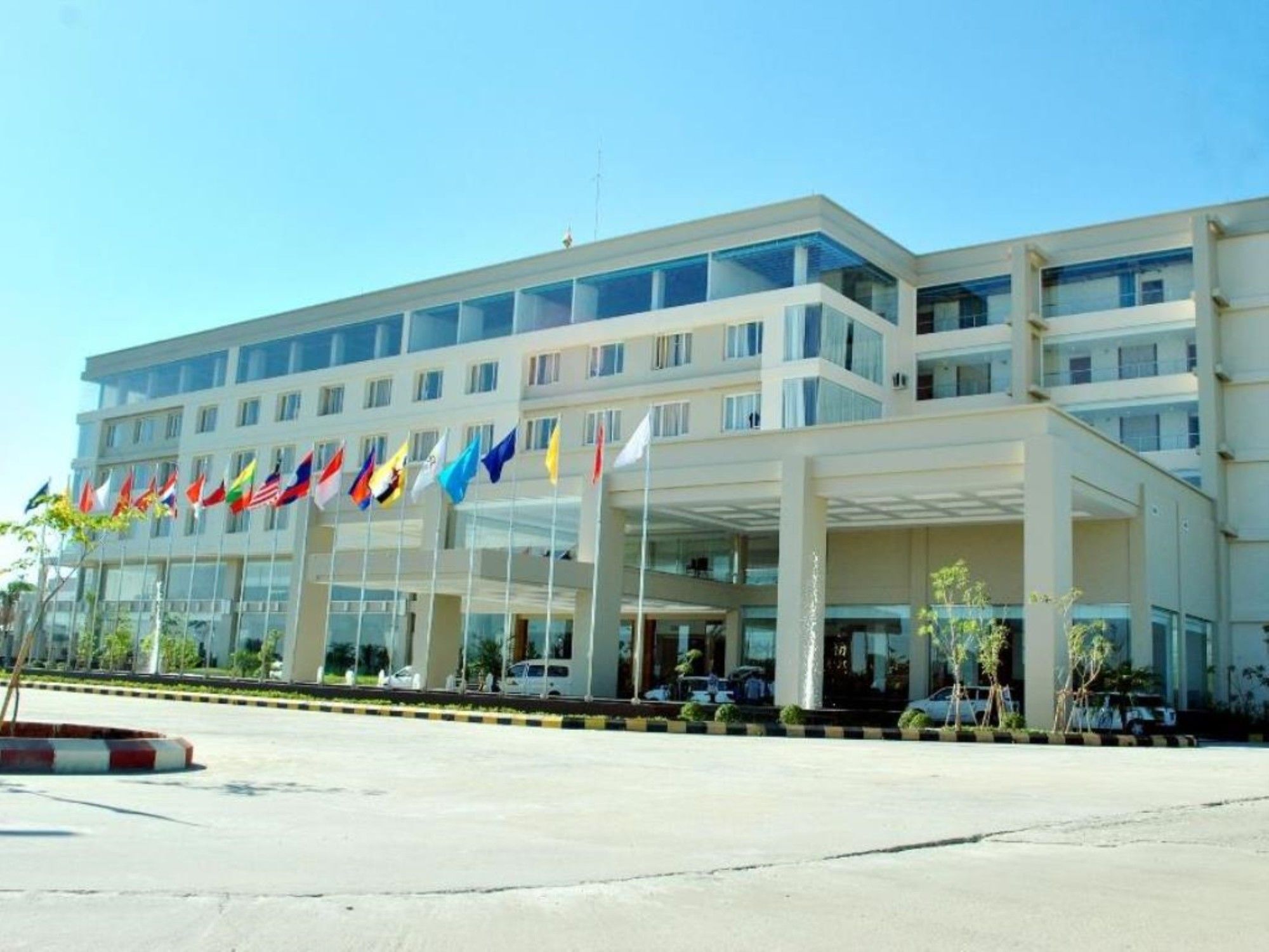 Man Myanmar Hotel Naypyidaw Экстерьер фото