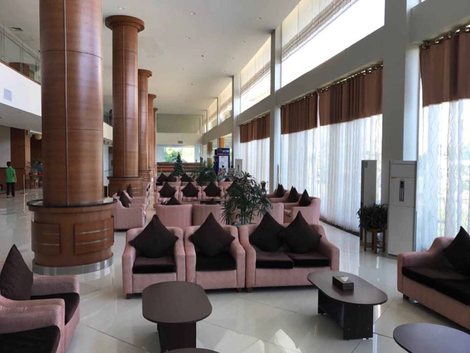 Man Myanmar Hotel Naypyidaw Экстерьер фото